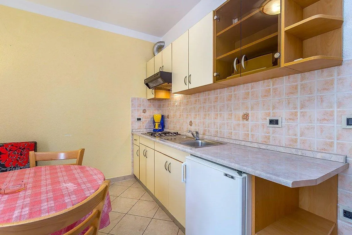Apartments Nevija Medulin 0*,