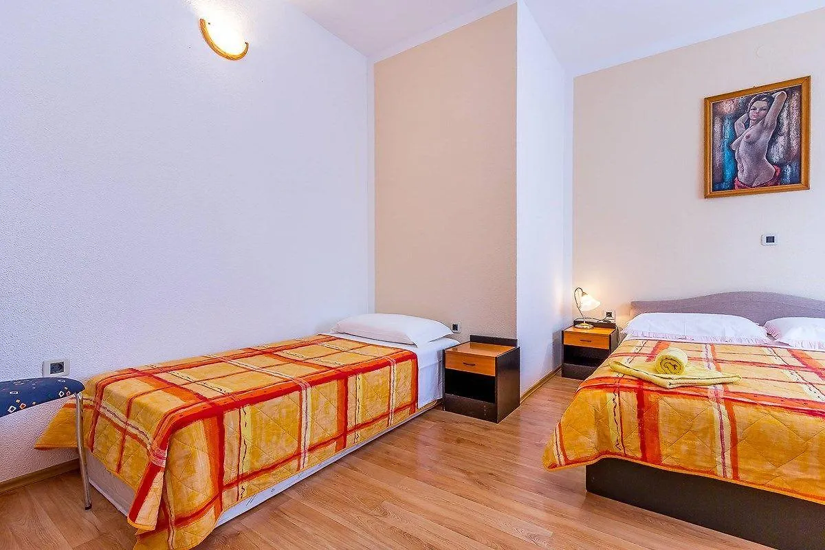 Apartments Nevija Medulin