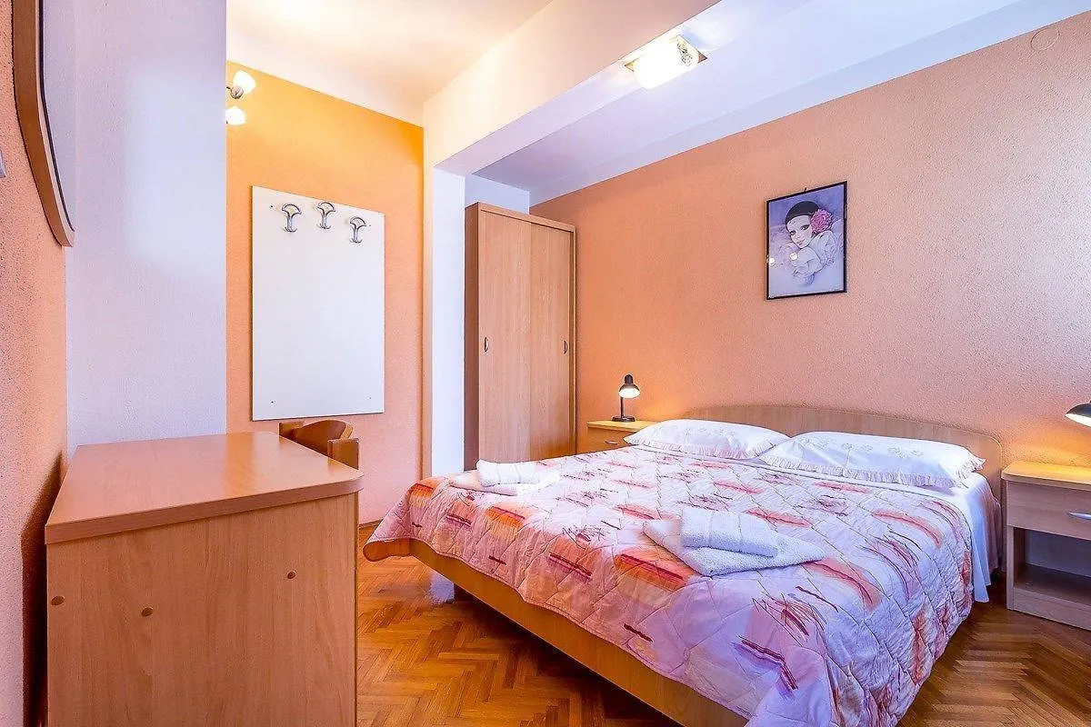 Apartments Nevija Medulin