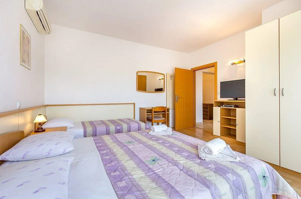 Apartments Nevija Medulin